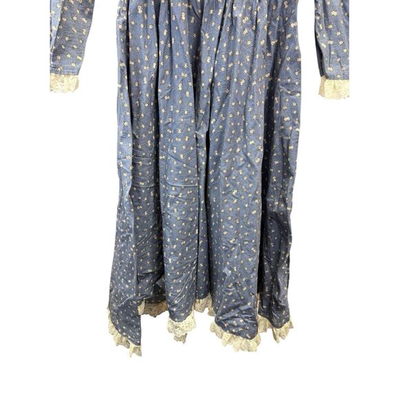 Vintage Sabrina Prairie Dress Blue Floral Lace Trim Cottagecore USA Made Sz 10 - Picture 6 of 12